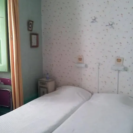 Casa Pombal 2* كويمبرا