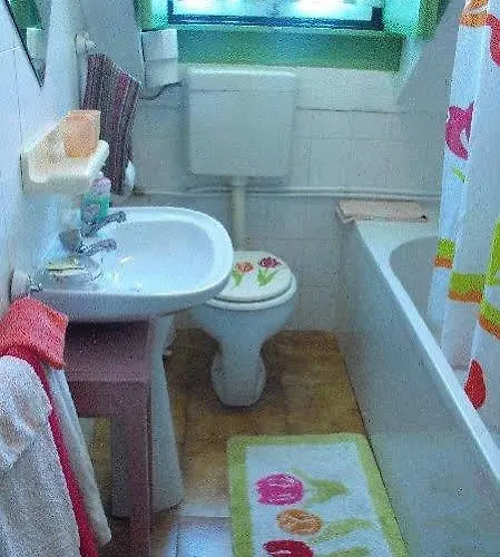 Bed & Breakfast Casa Pombal 2*