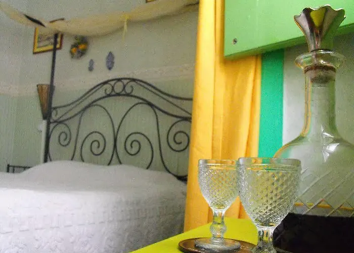 Bed & Breakfast Casa Pombal 2*